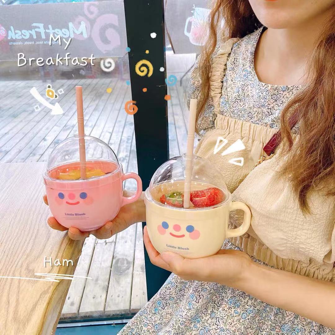 Cute Mug w/ Bubble Lid and Straw