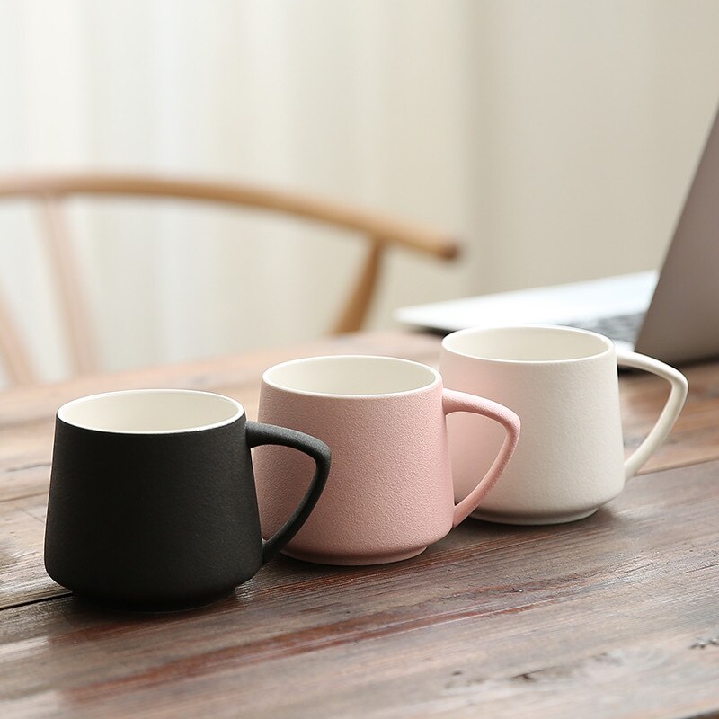 Minimalist Ceramic Coffee Cup w/ Lid and Coaster